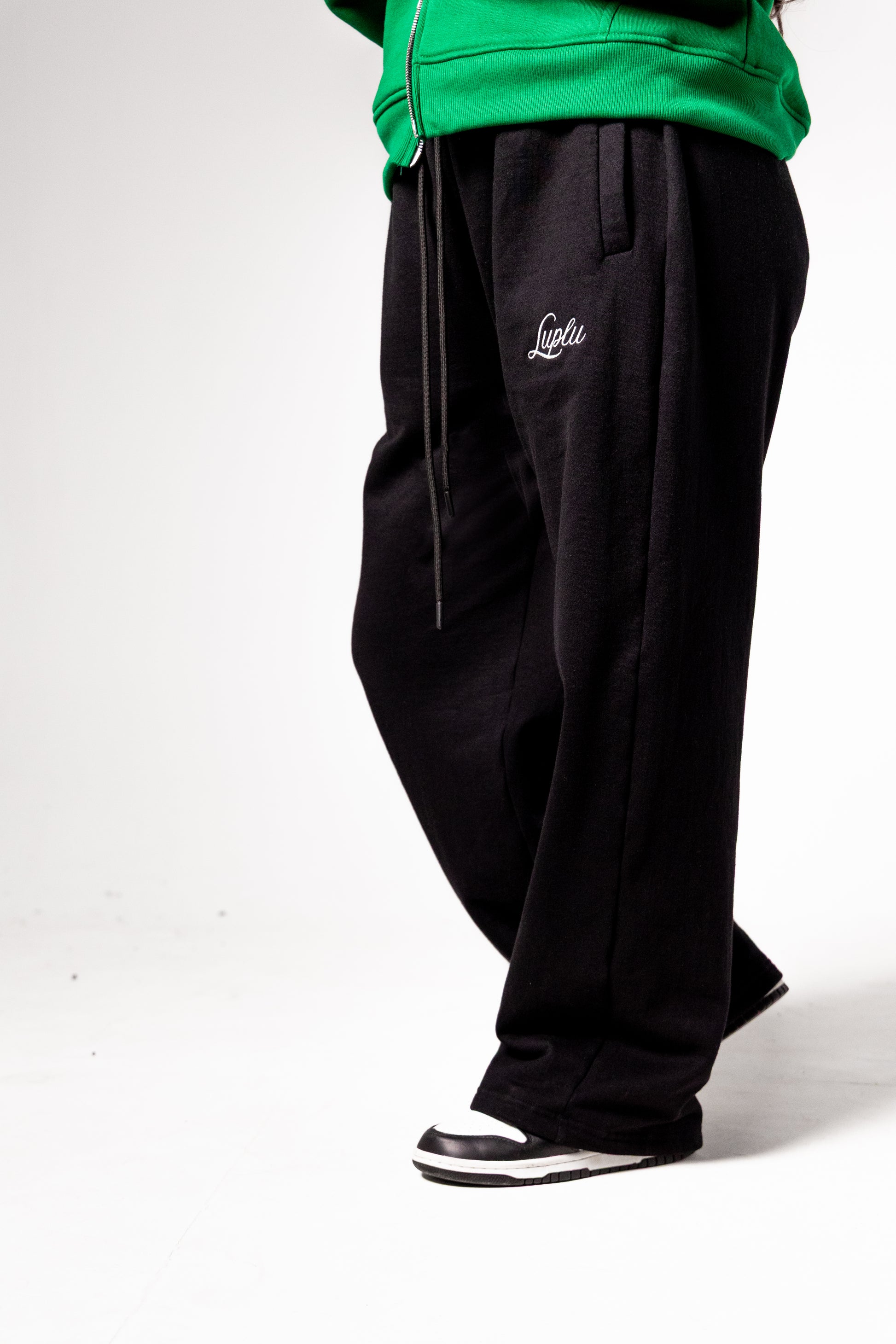 Luplu Wide-Leg Sweatpants | Black