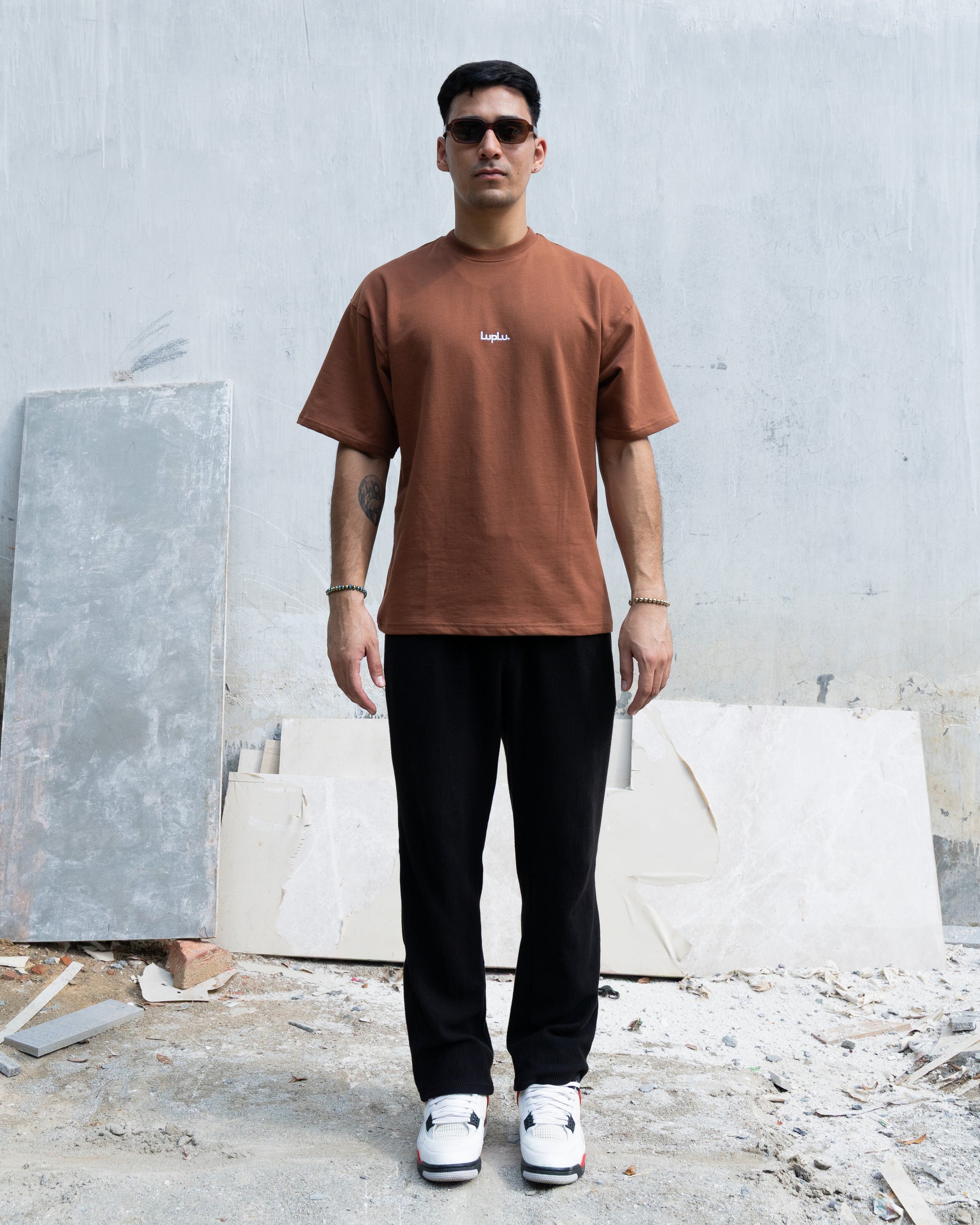 all day tee | brown