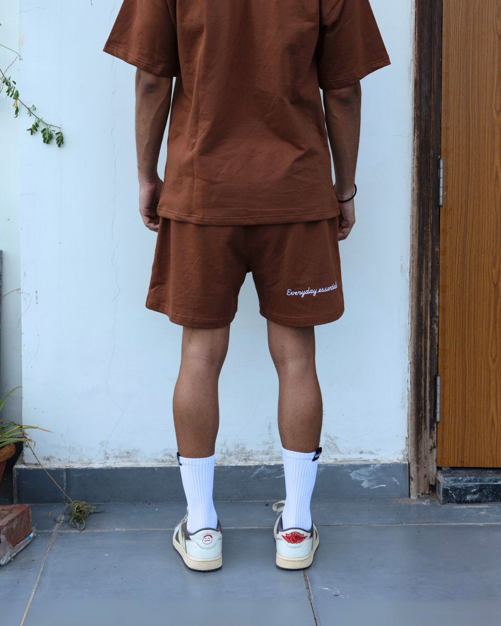 loop shorts | Brown